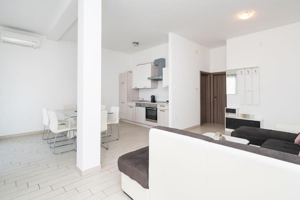Apartments Grubisic - Sibenik - Parking Included ห้อง รูปภาพ