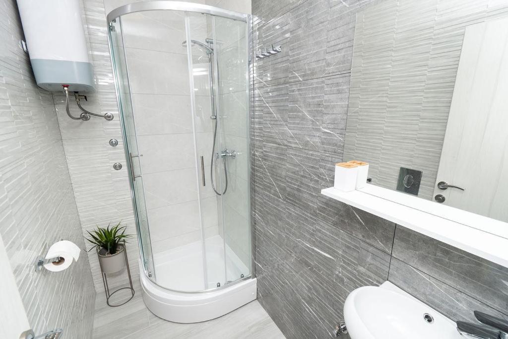 Apartments Grubisic - Sibenik - Parking Included ห้อง รูปภาพ